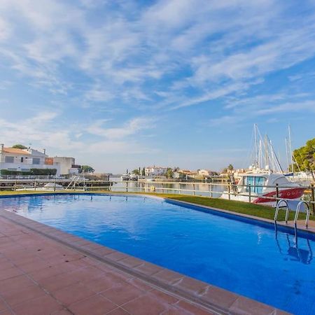 Piso De 2 Habitaciones, 3 Piscinas Y Cerca Del Mar 로지즈 외부 사진