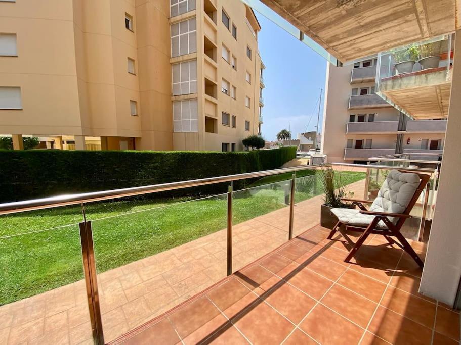 Piso De 2 Habitaciones, 3 Piscinas Y Cerca Del Mar 로지즈 외부 사진